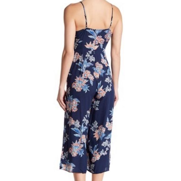 En Creme blue floral jumpsuit size small - Picture 2 of 6